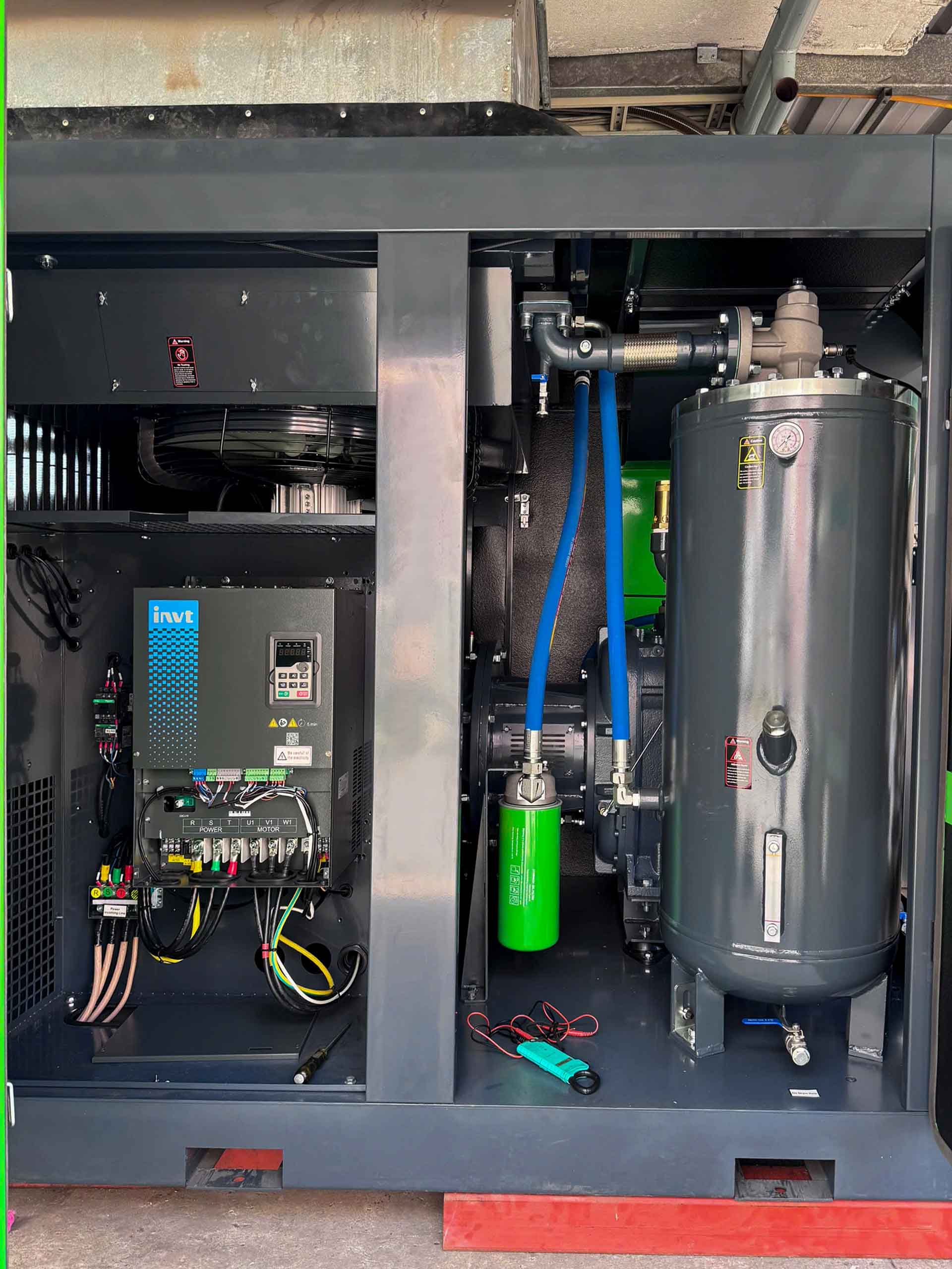 Cung Cấp Và Lắp Đặt Vận Hành Hệ Thống Máy Nén Khí KOMPAIR KA55TPM Tại Nhà Máy Nhựa Kỹ Thuật